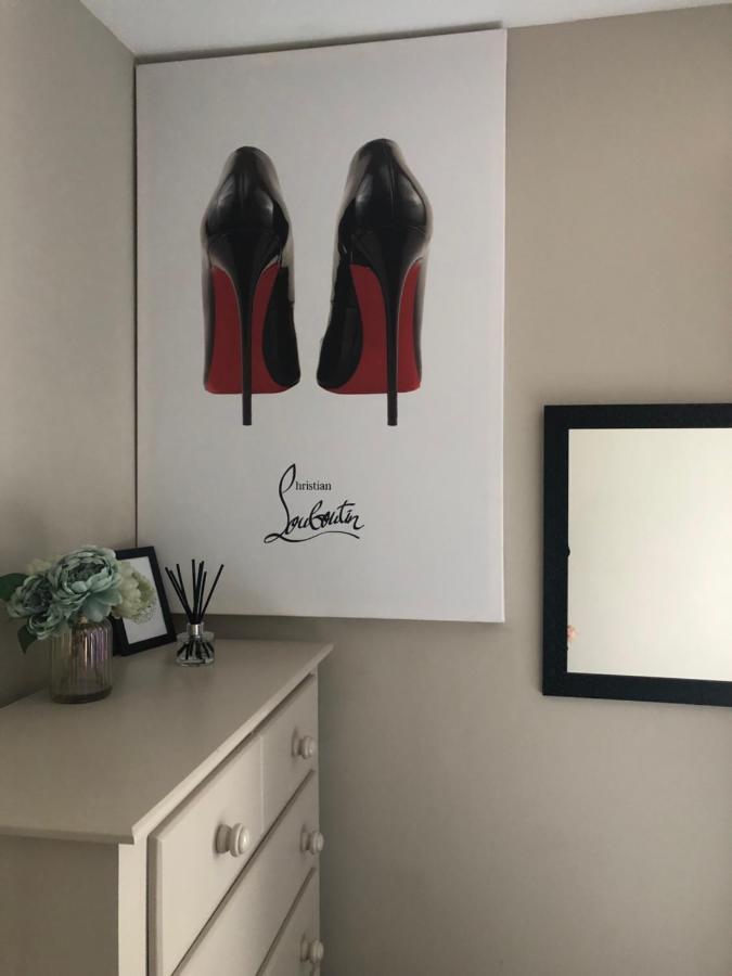 3 Double Bed Brittania Styled Central Home Near Lfc Sleeps 6 With Free Business Super Fast Fibre Broadband Liverpool Exterior foto